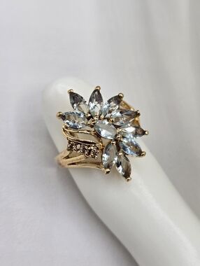 Swarovski Crystal Elements Gold Statement Ring Aquamarine Blue Size 7 Floral